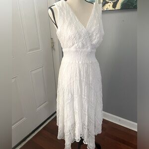 Rabbit Rabbit Rabbit/ Midi White No sleeves A symmetrical Lace Dress Size 10